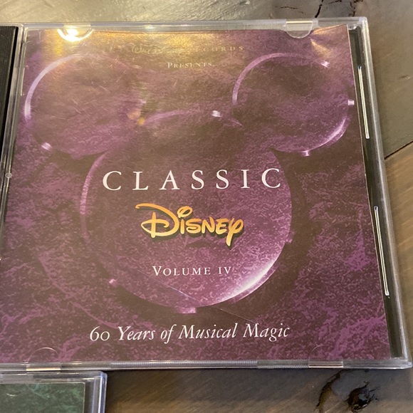 3 Classic Disney Majical music CDs - Picture 2 of 11